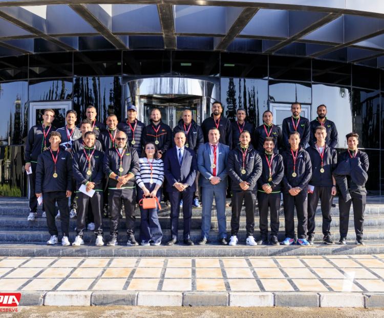 Dr. El Saied Kamel, CEO of Utopia Pharma, member of the Board of the Chamber of the Pharmaceutical Industry, and Head of the Pharmaceuticals Division, honored Sharkia Hockey Team 